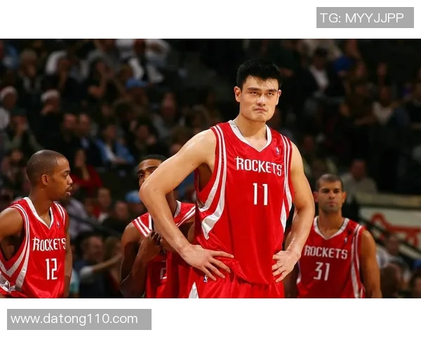 姚明的奋斗之路：从篮球场到人生舞台的励志故事