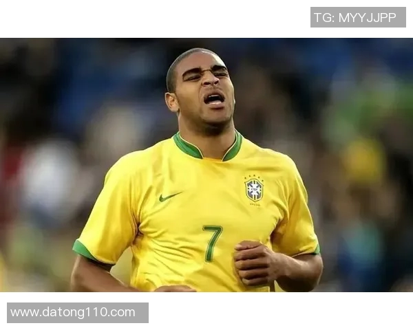 男主角是一位外国足球明星,他在绿茵场上的传奇故事与爱情纠葛